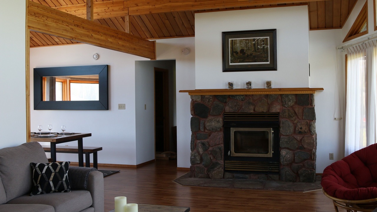 Photo of Livingroom in Picton