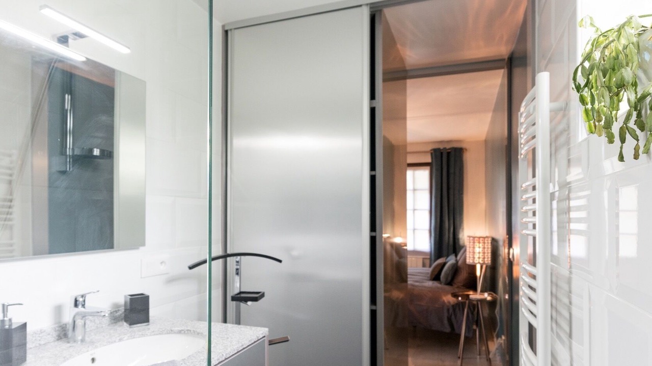 Photo of Bathroom in Vaires-sur-Marne