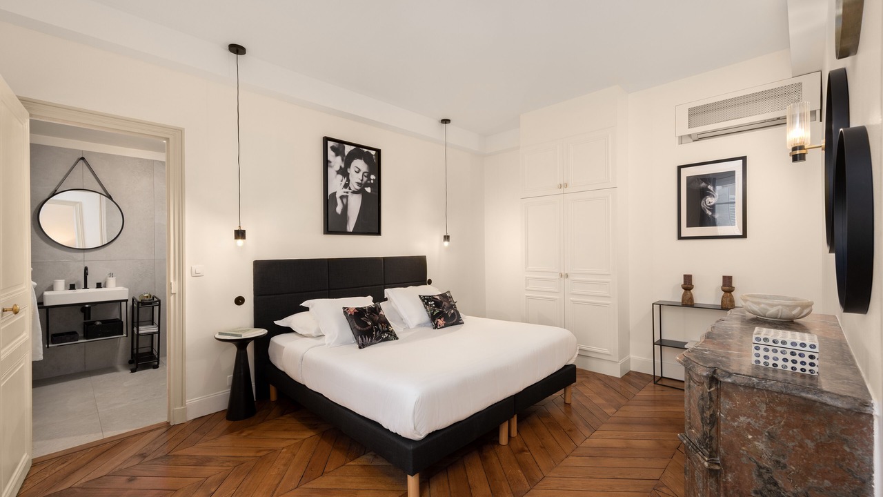 Photo of Bedroom in Quartier de la Monnaie