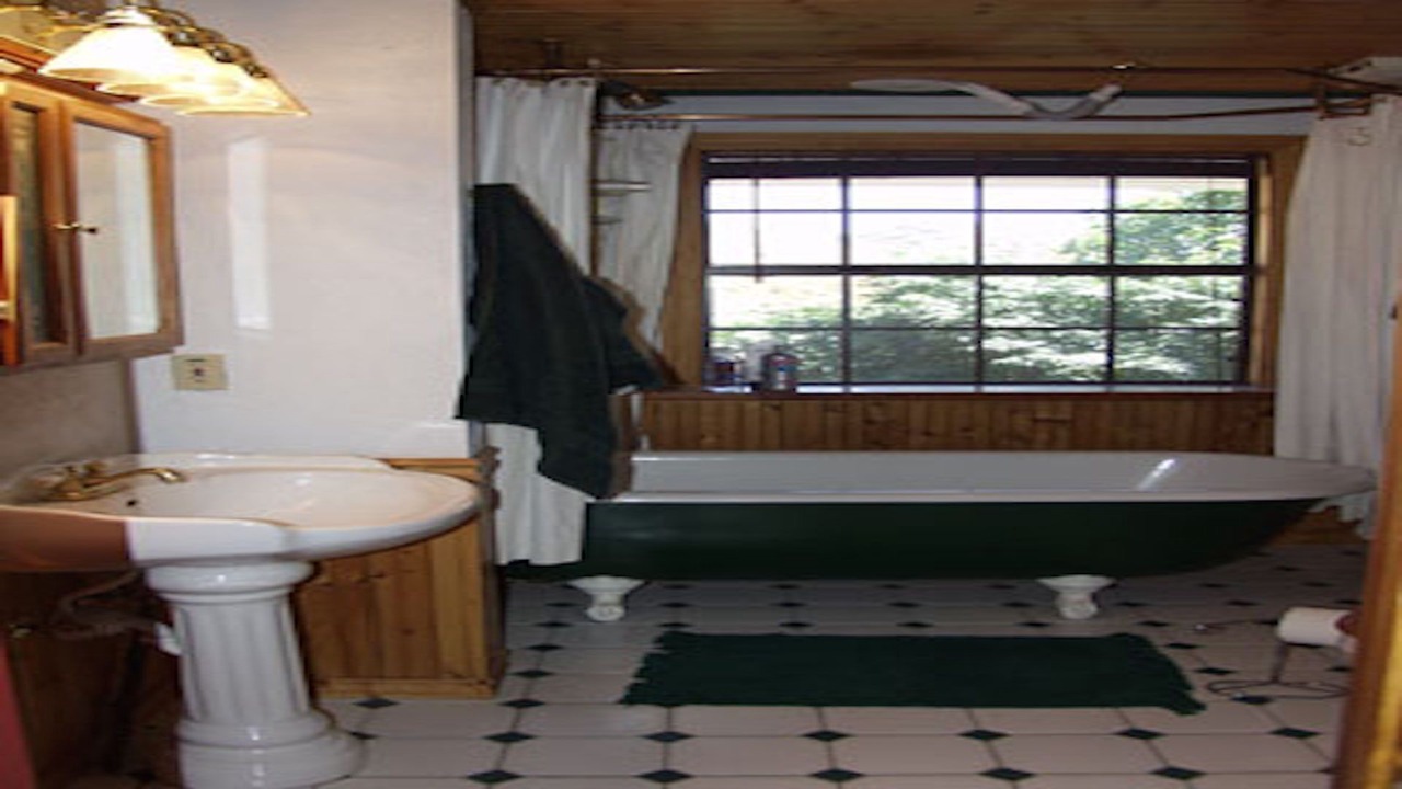 Photo of Bathroom in Bisbee