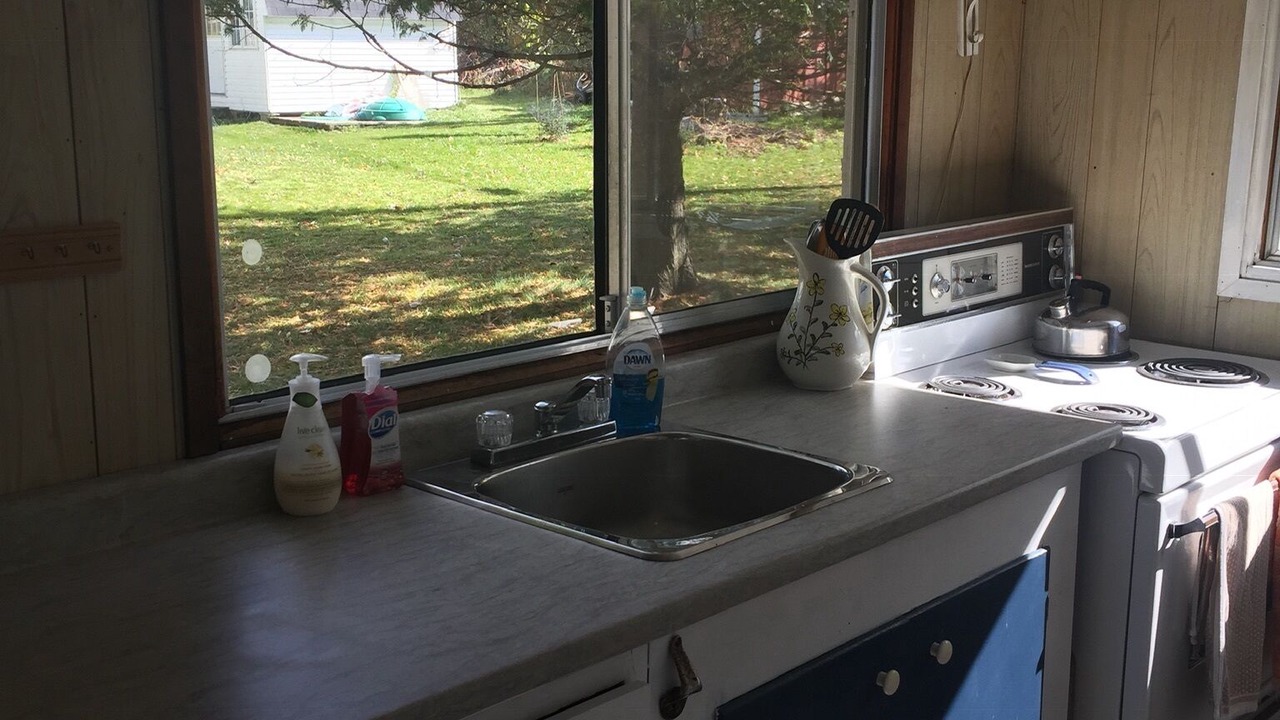 Photo of Kitchen in Leeds and the Thousand Islands