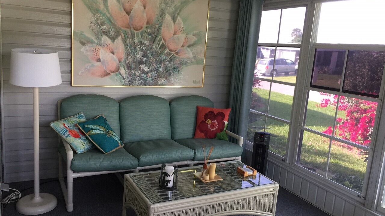 Photo of Livingroom in Fussels Corner