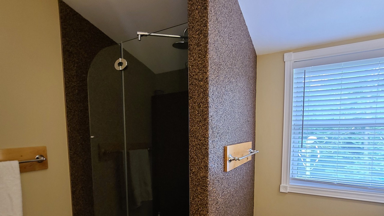 Photo of Bathroom in Whitestone