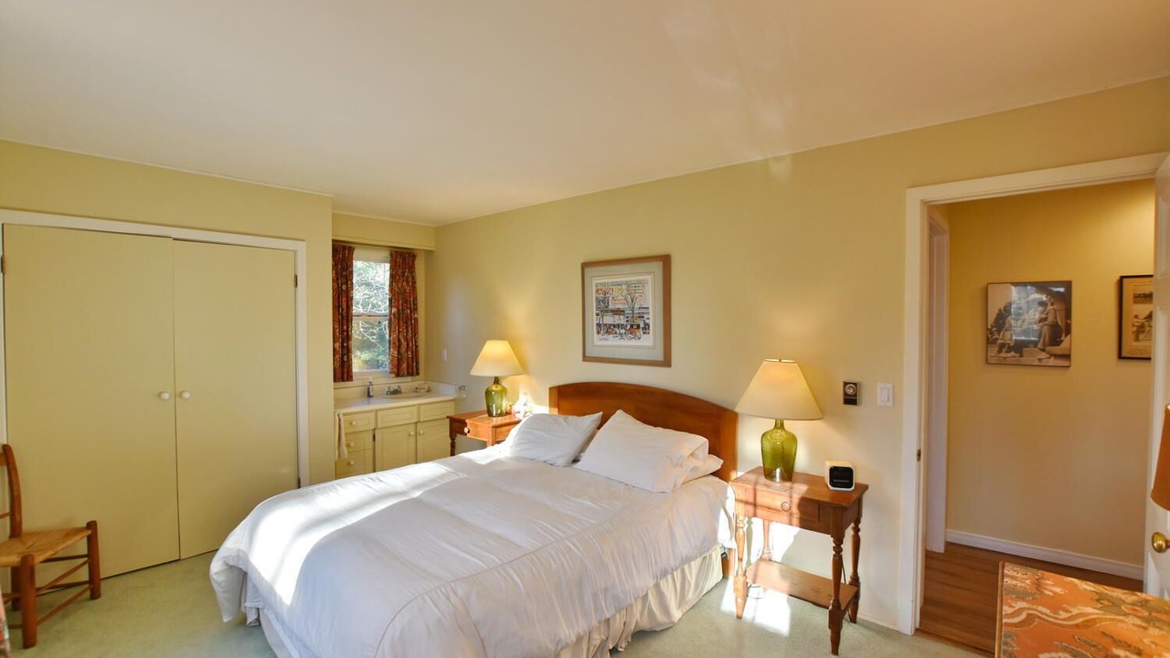 Photo of Bedroom in Mulmur