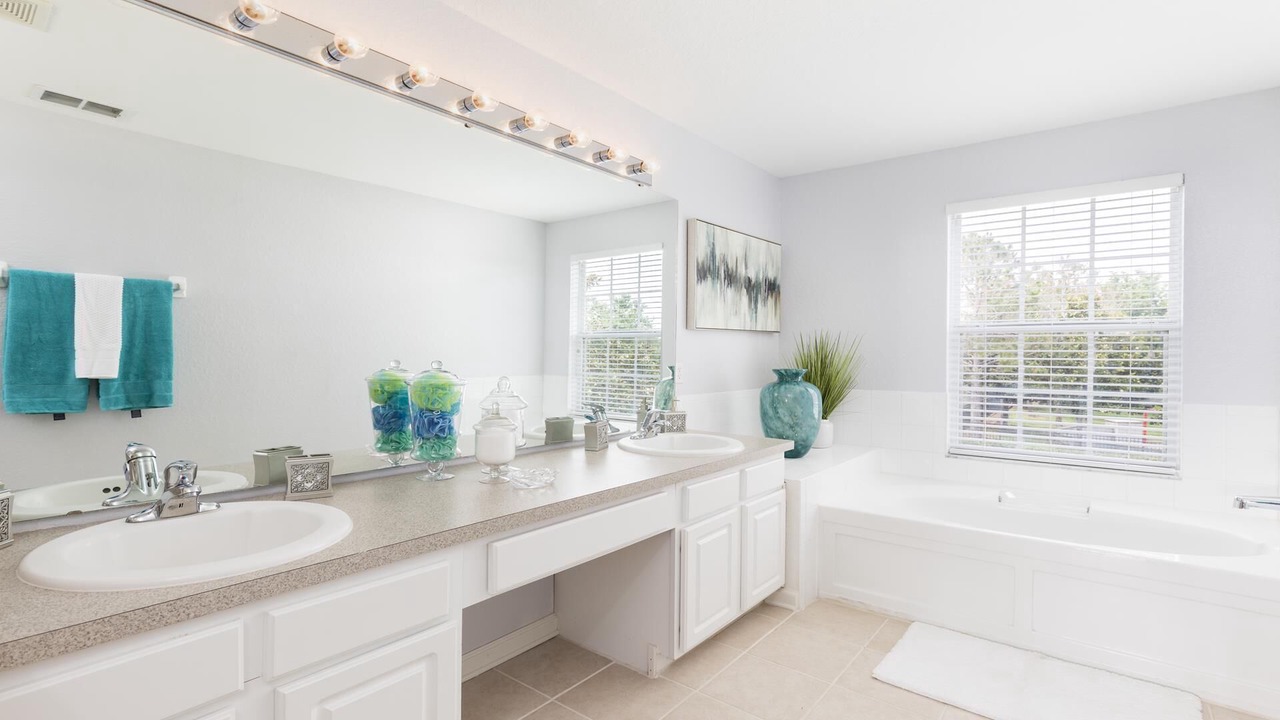 Photo of Bathroom in Windsor Hills