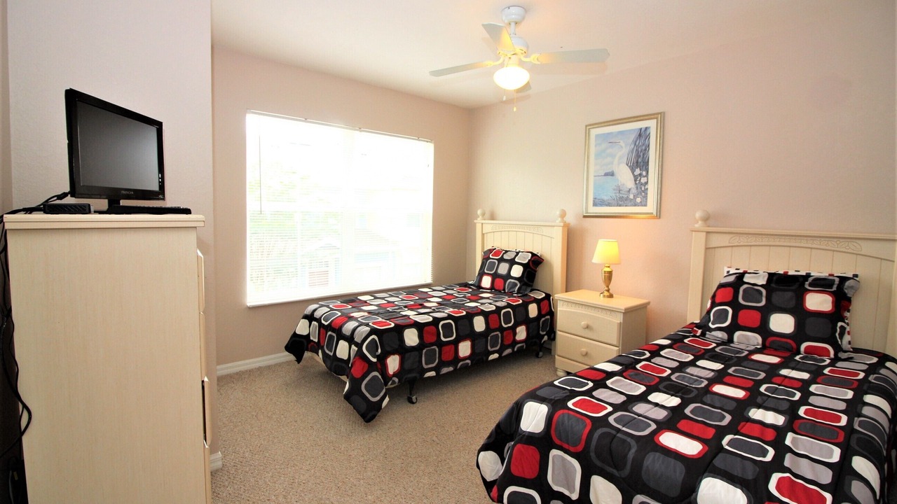 Photo of Bedroom in Venetian Bay Villages