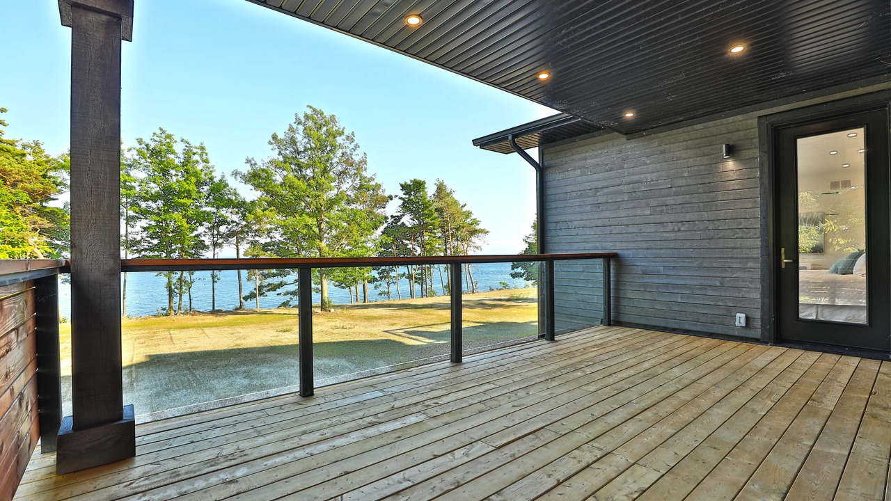 Photo of Patio Balcony in Dunnville