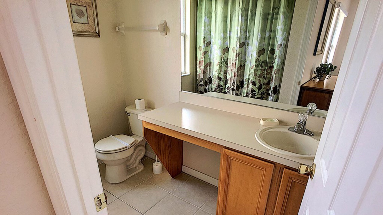 Photo of Bathroom in Regal Palms