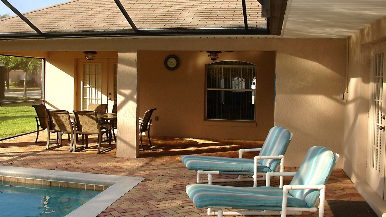 Photo of Outdoor in Orange Tree