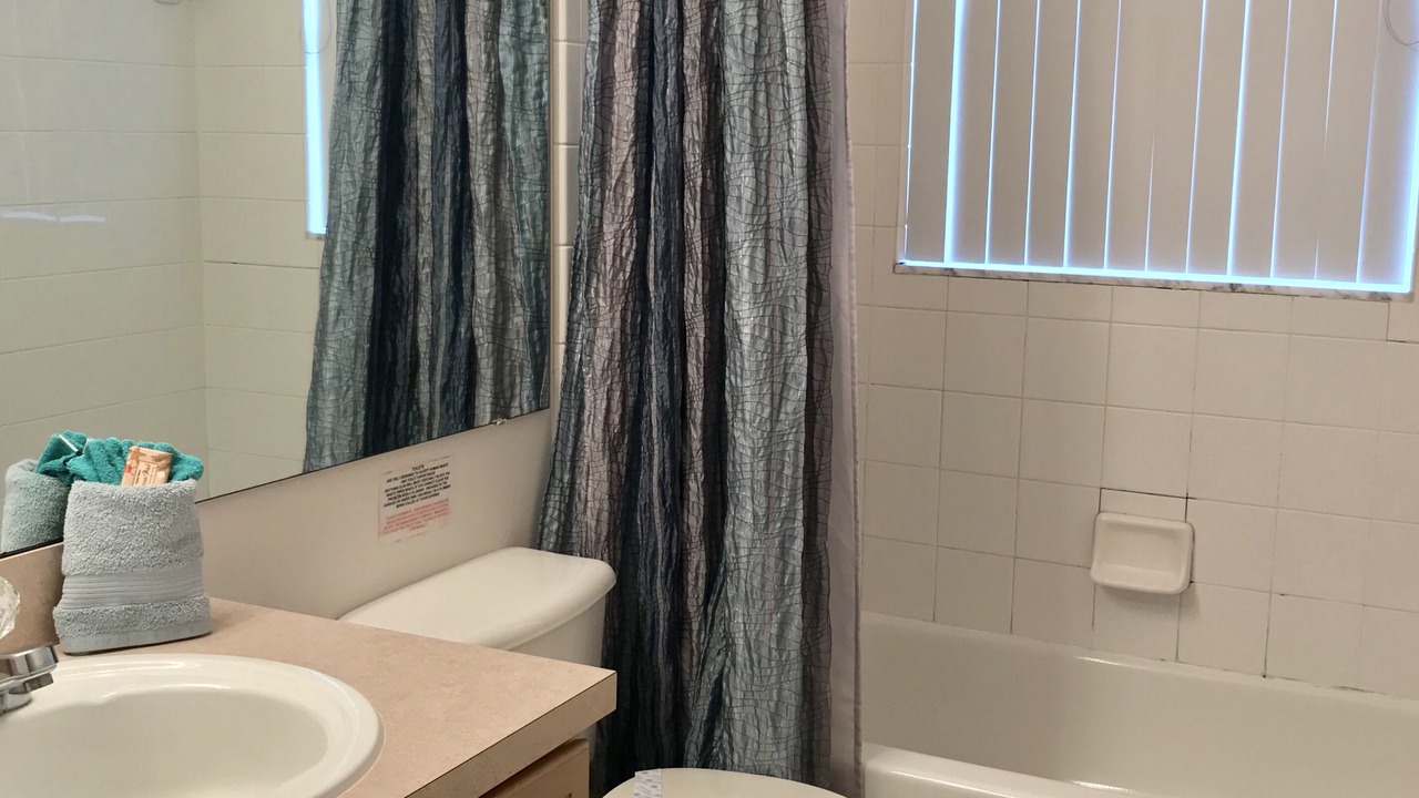 Photo of Bathroom in Eagle Pointe South