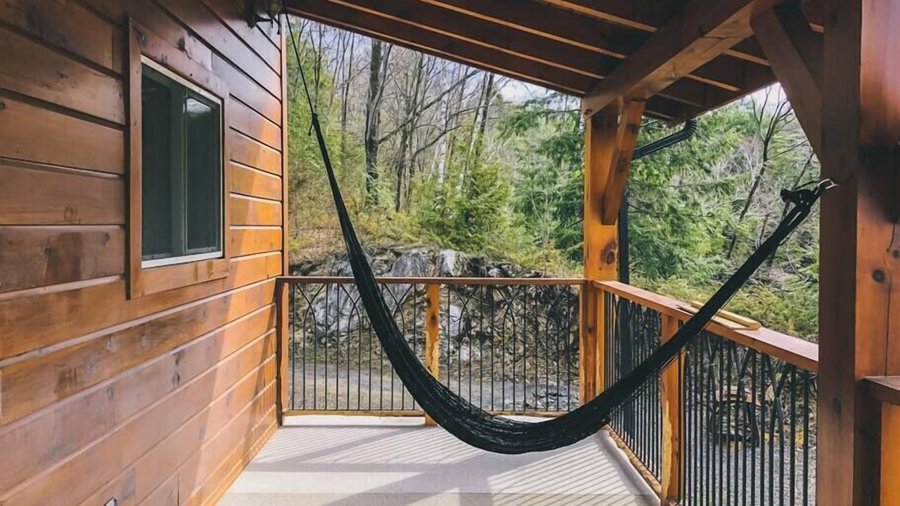 Photo of Patio Balcony in Frontenac