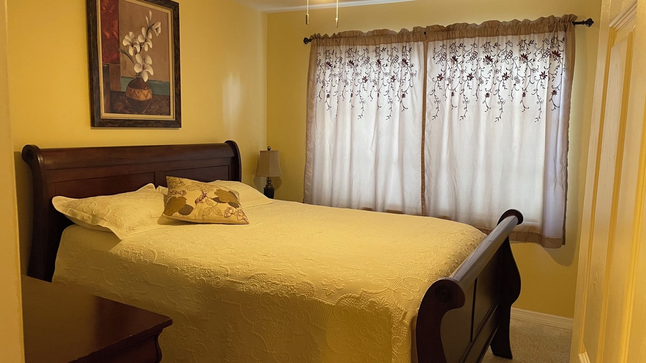 Photo of Bedroom in Lake Alfred