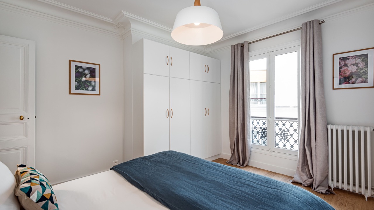 Photo of Bedroom in Val-de-Grace