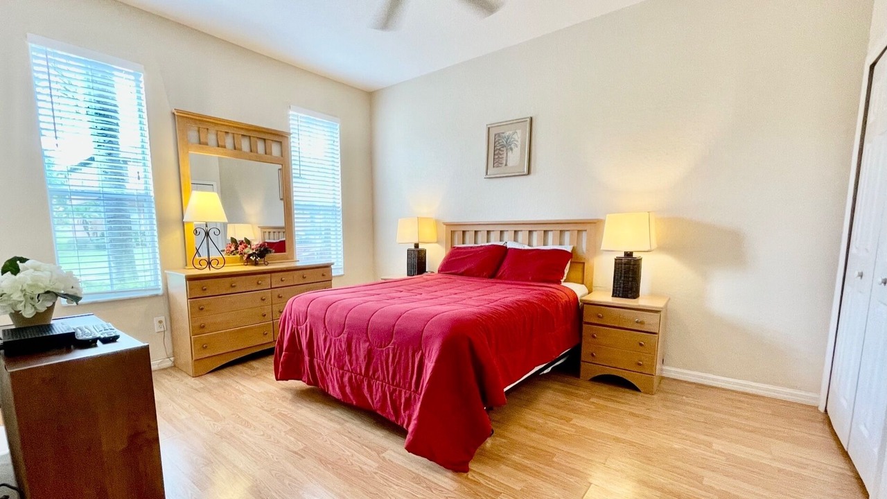 Photo of Bedroom in Regal Palms