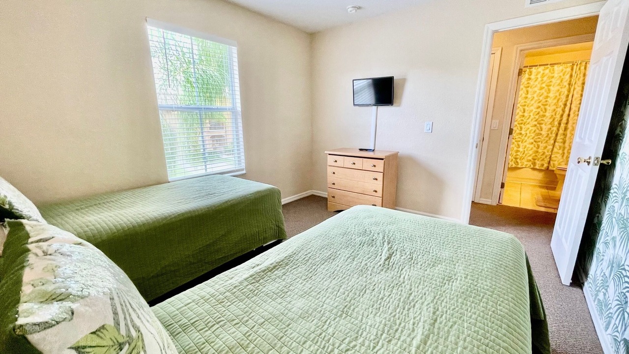 Photo of Bedroom in Regal Palms