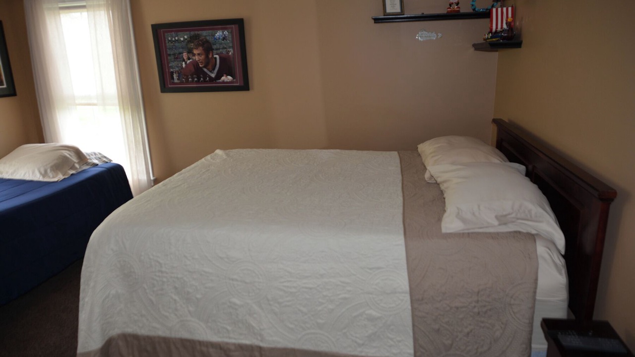 Photo of Bedroom in Lemont