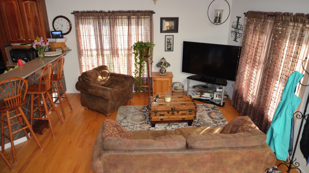 Photo of Livingroom in Lemont