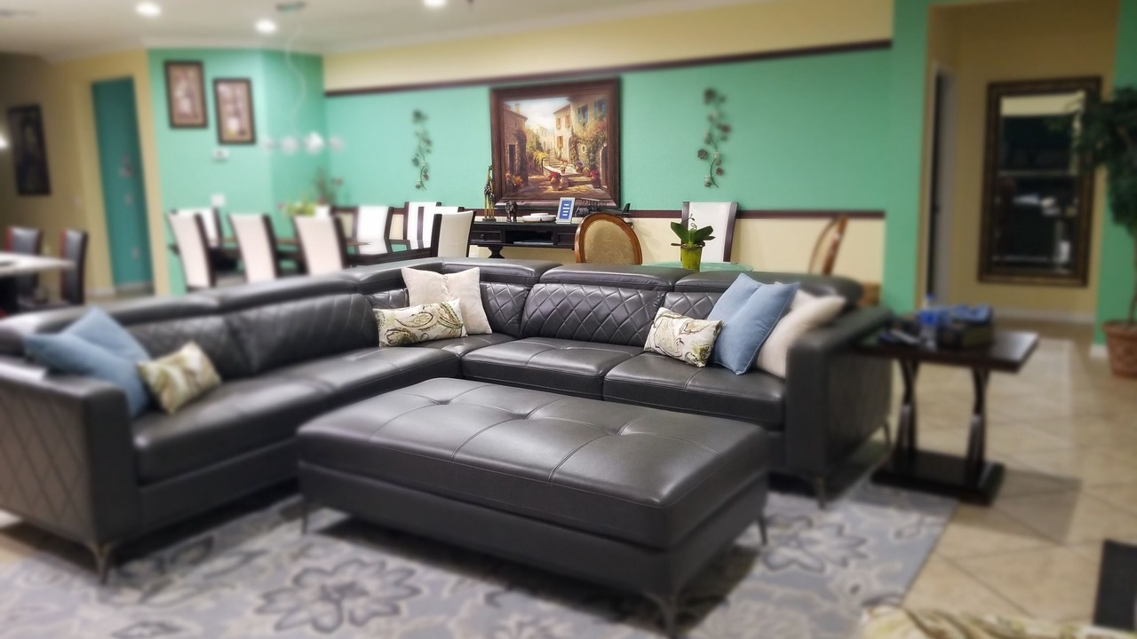Photo of Livingroom in Four Corners