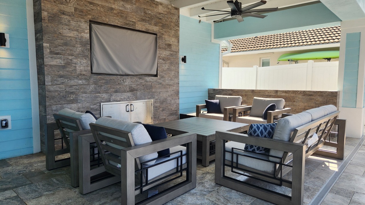 Photo of Patio Balcony in Gulf Harbors
