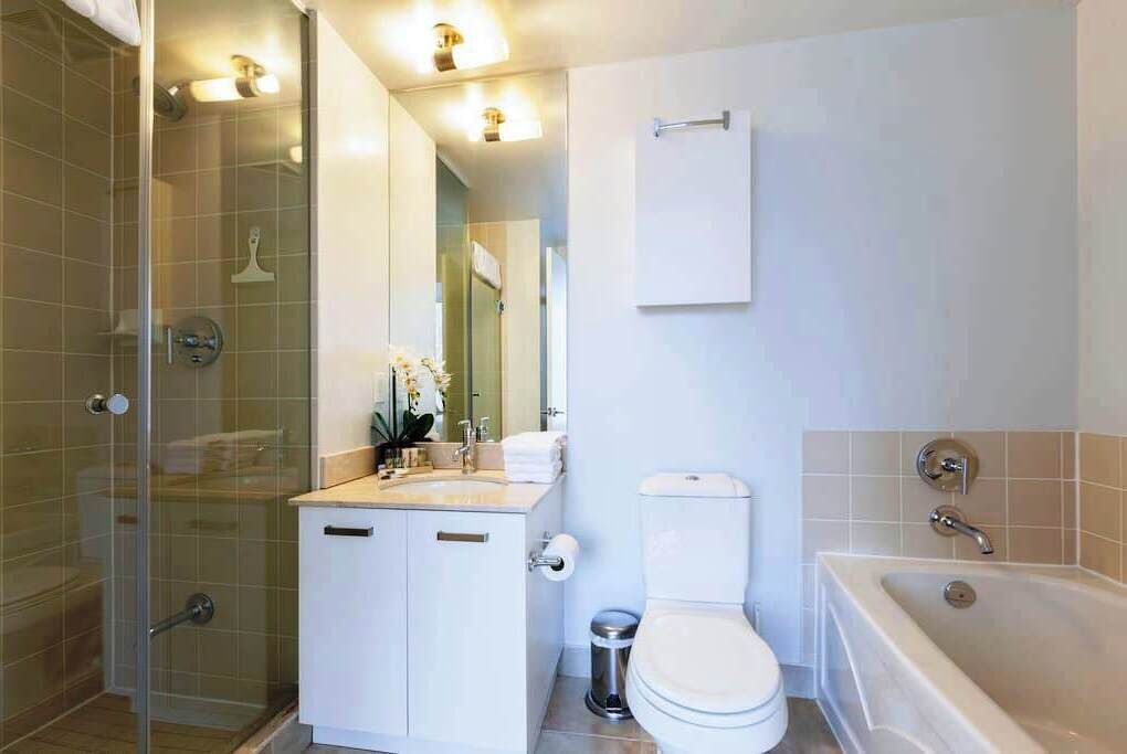 Photo of Bathroom in Bay Cloverhill