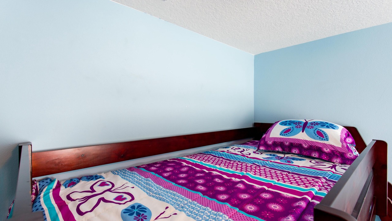 Photo of Bedroom in Crestwynd Bay