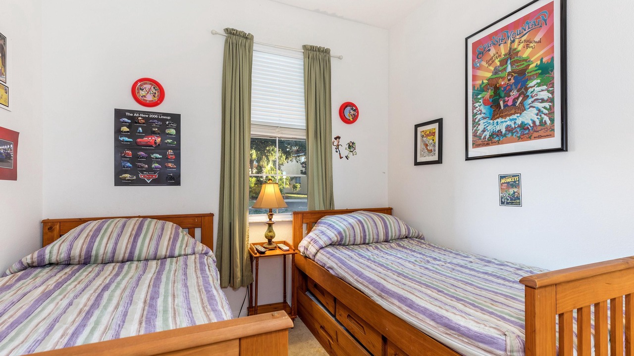 Photo of Bedroom in Crestwynd Bay
