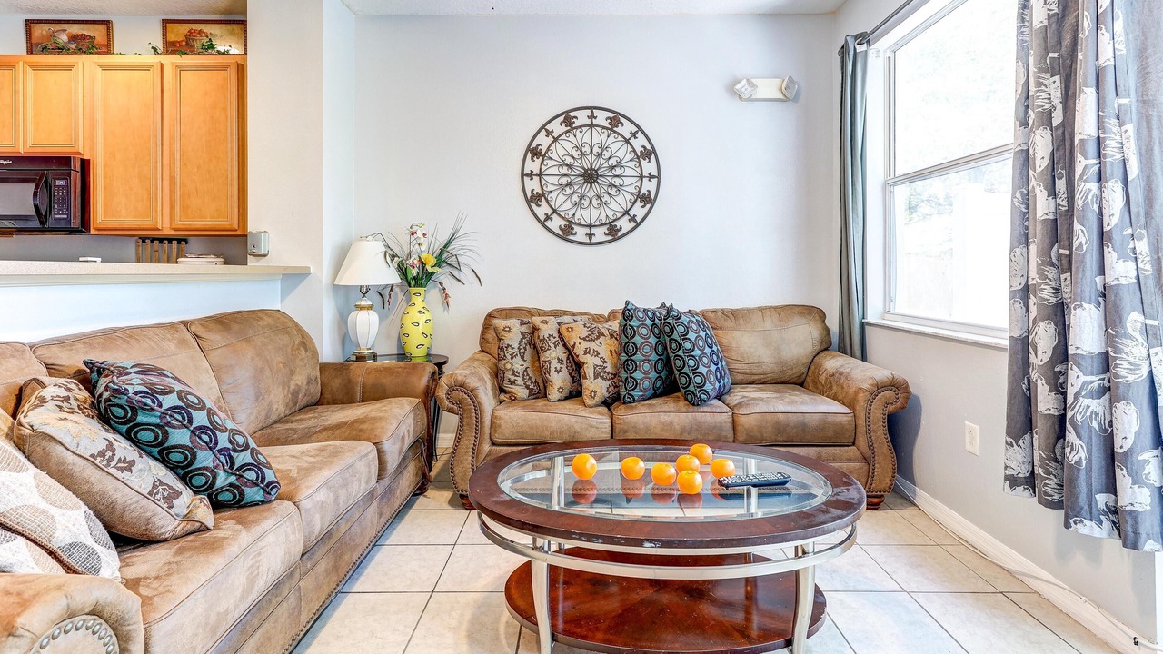 Photo of Livingroom in Crestwynd Bay