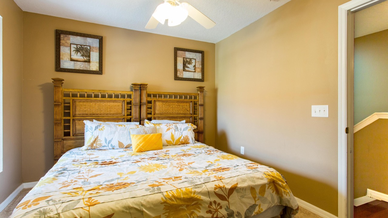 Photo of Bedroom in Crestwynd Bay