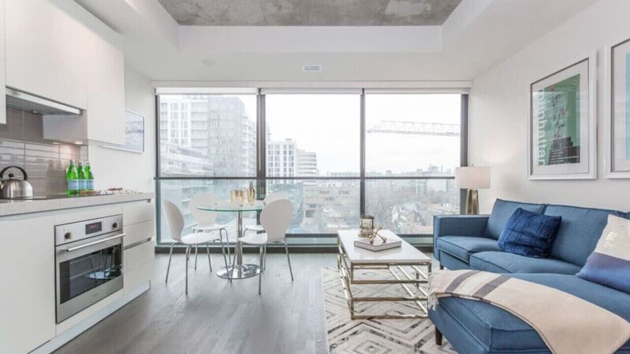 Photo of Livingroom in Downtown Toronto