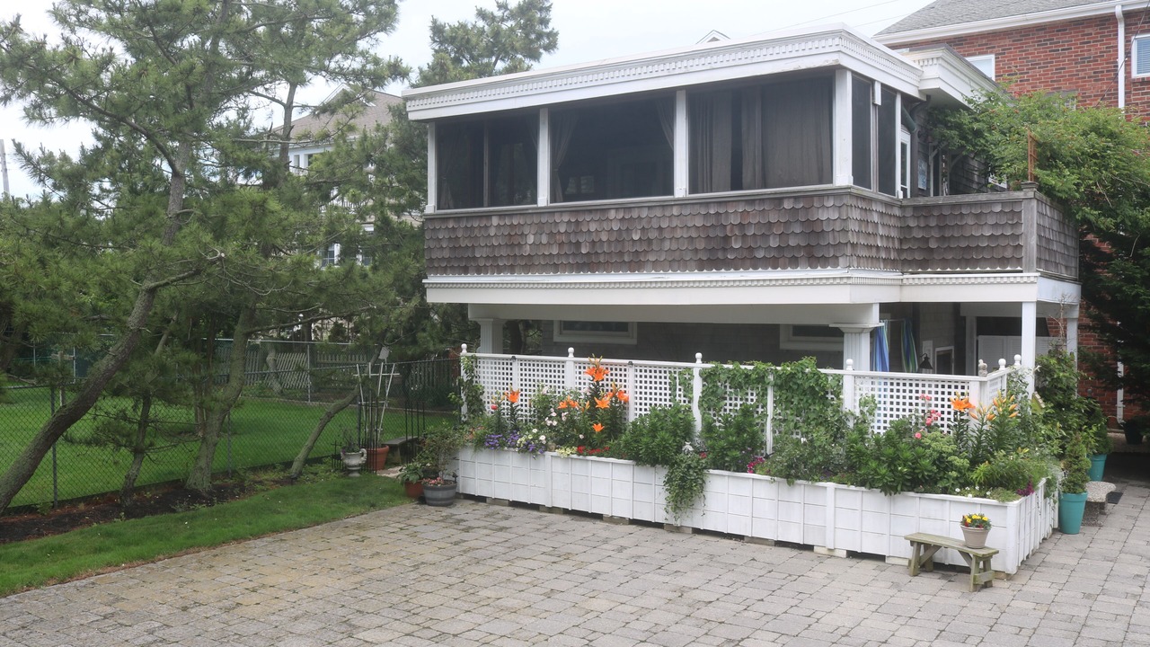 Photo of Others in Admiral Estates