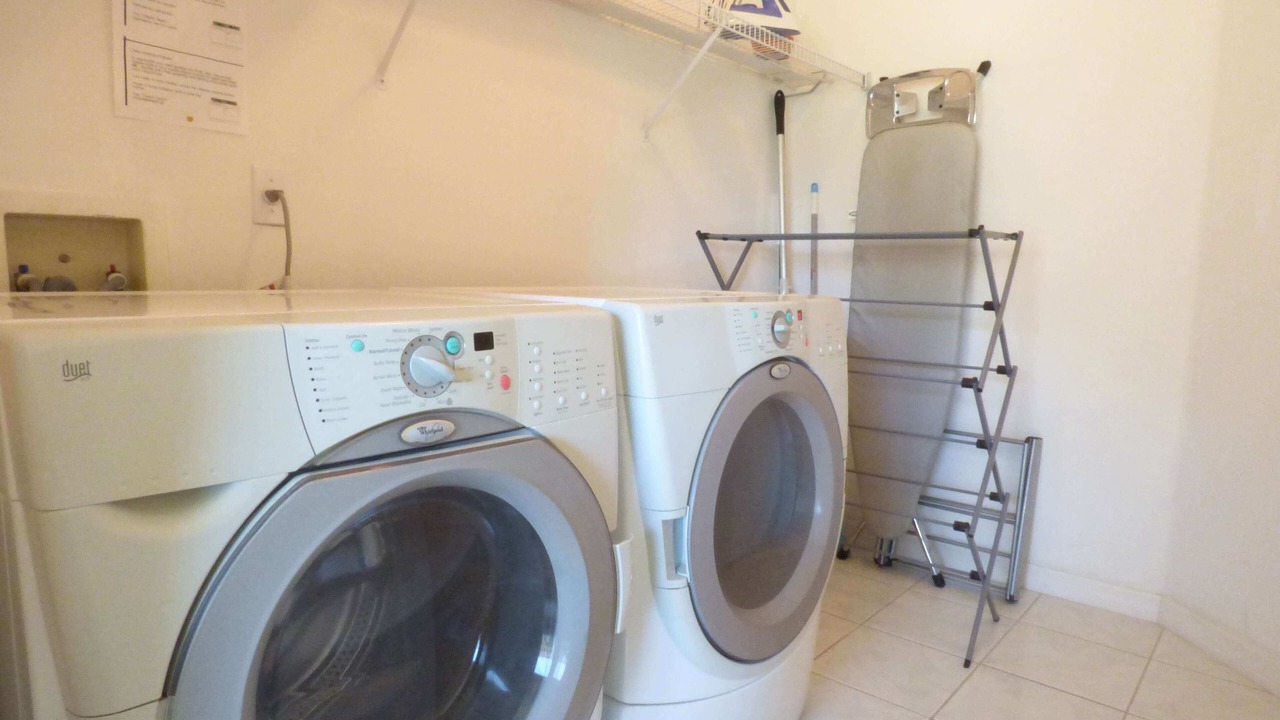 Photo of Bedroom in Crescent Lakes