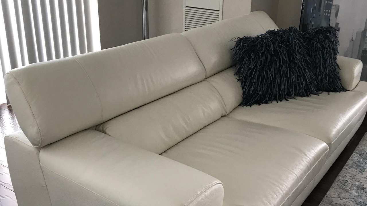 Photo of Livingroom in Downtown Mississauga