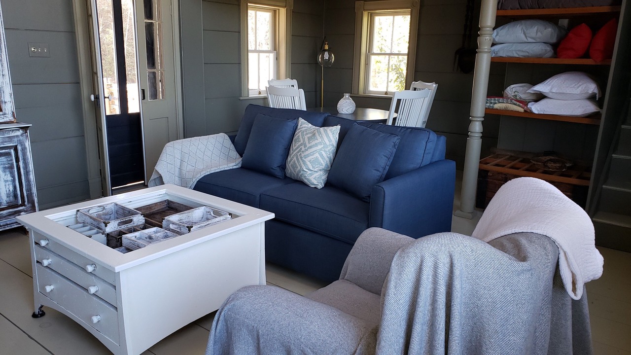 Photo of Livingroom in Adjala-Tosorontio