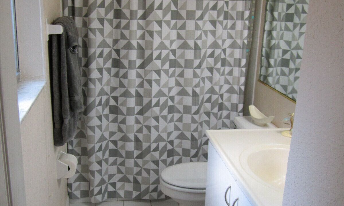Photo of Bathroom in Lake Magdalene