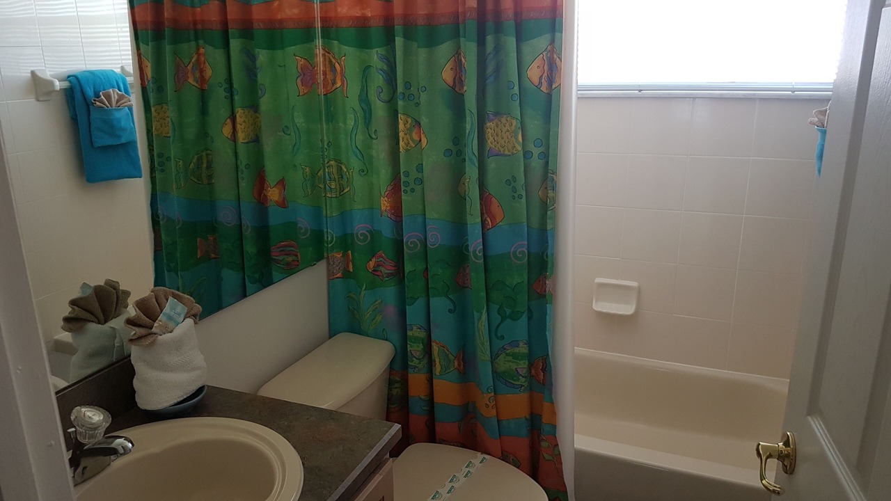 Photo of Bathroom in Orange Tree