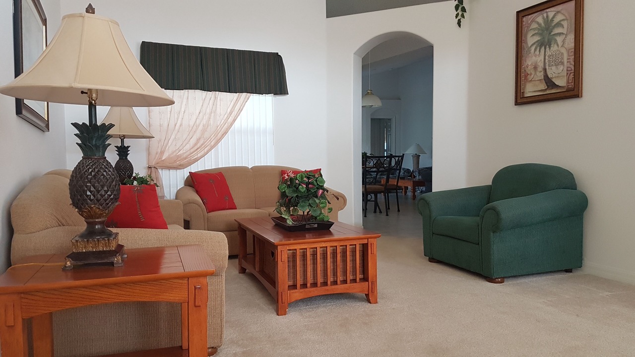 Photo of Livingroom in Orange Tree