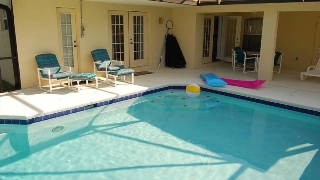 Photo of Outdoor in Orange Tree