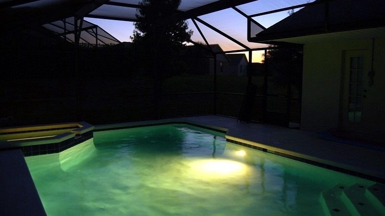 Photo of Outdoor in Orange Tree