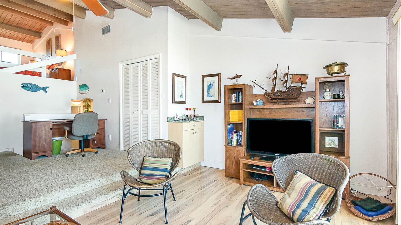 Photo of Livingroom in Melbourne Beach