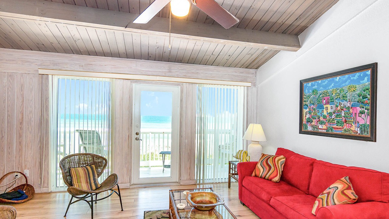 Photo of Livingroom in Melbourne Beach