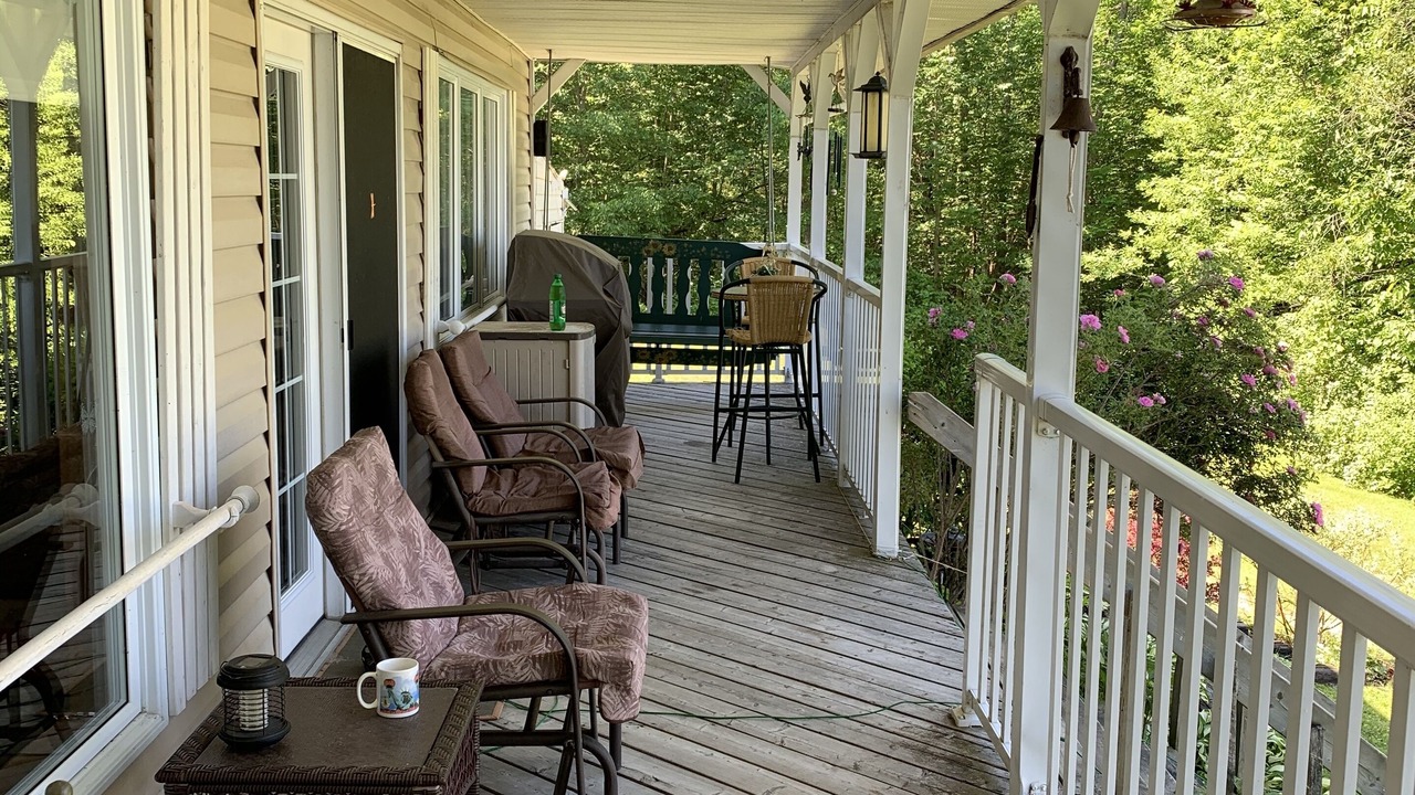 Photo of Patio Balcony in Whitewater Region