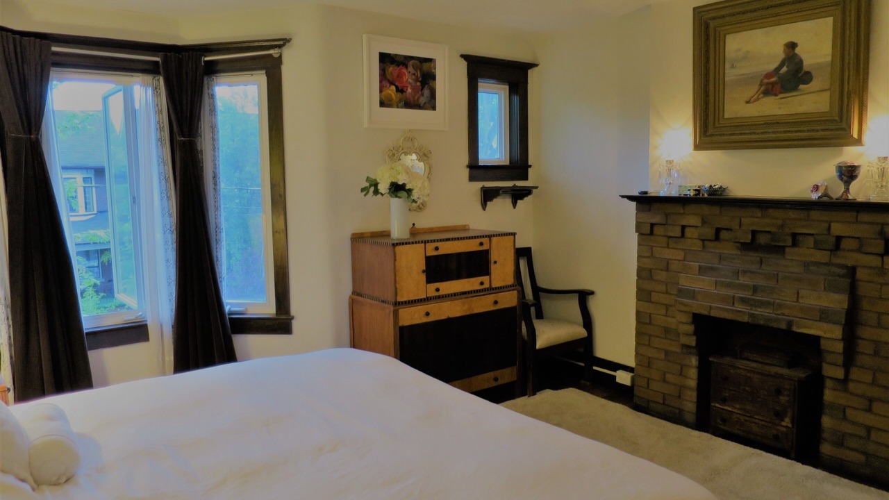 Photo of Bedroom in Bracondale Hill