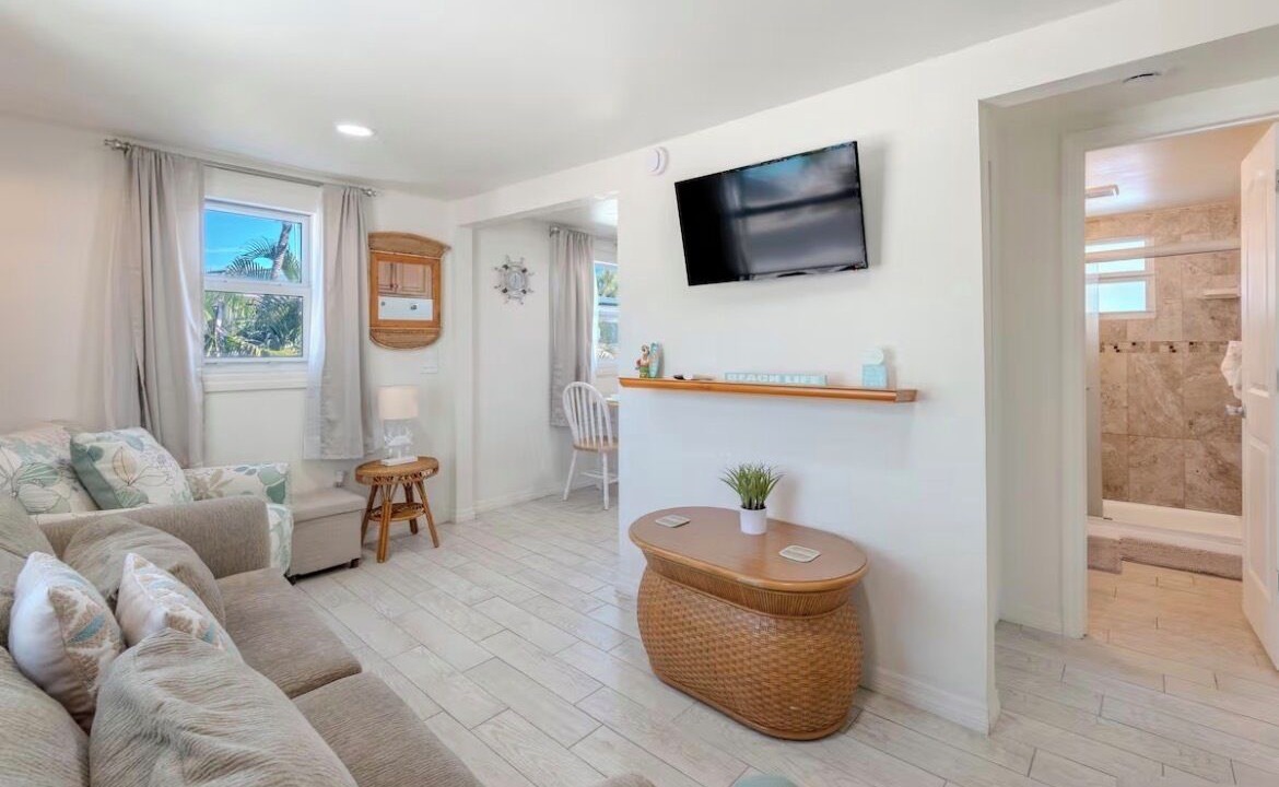 Photo of Livingroom in Fort Myers Beach