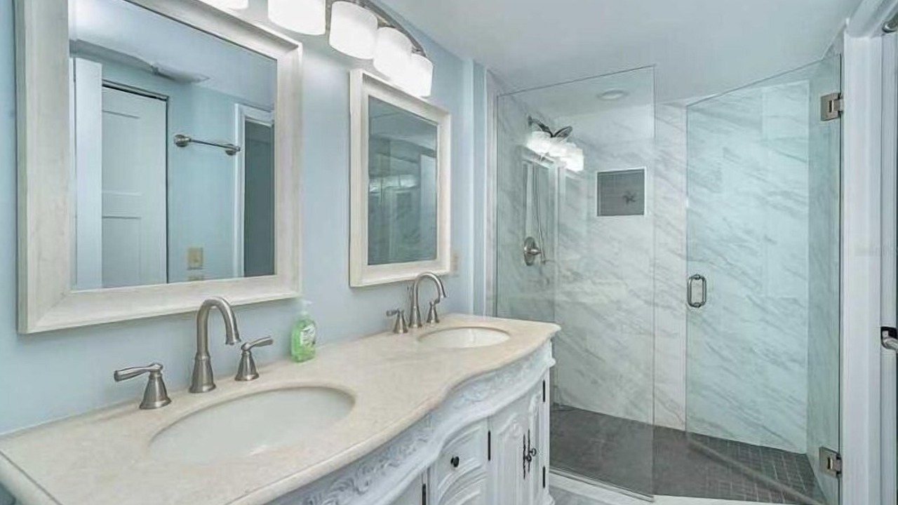 Photo of Bathroom in Cape Haze