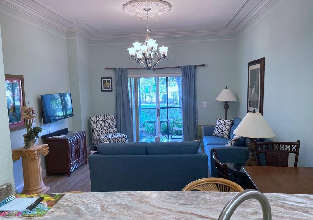 Photo of Livingroom in Bahama Bay