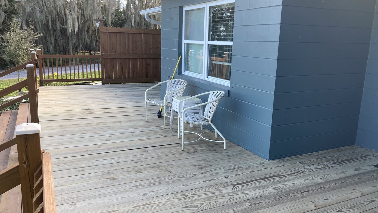 Photo of Patio Balcony in Sebring