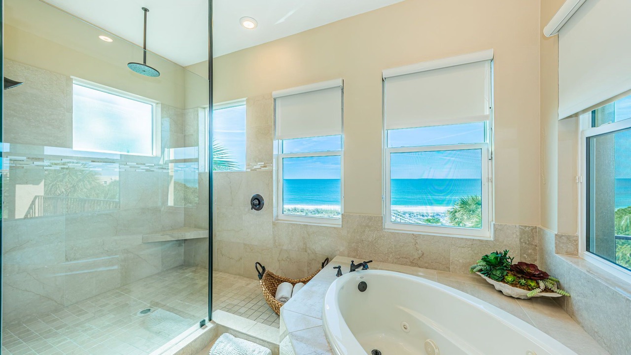 Photo of Bathroom in Treasure Island