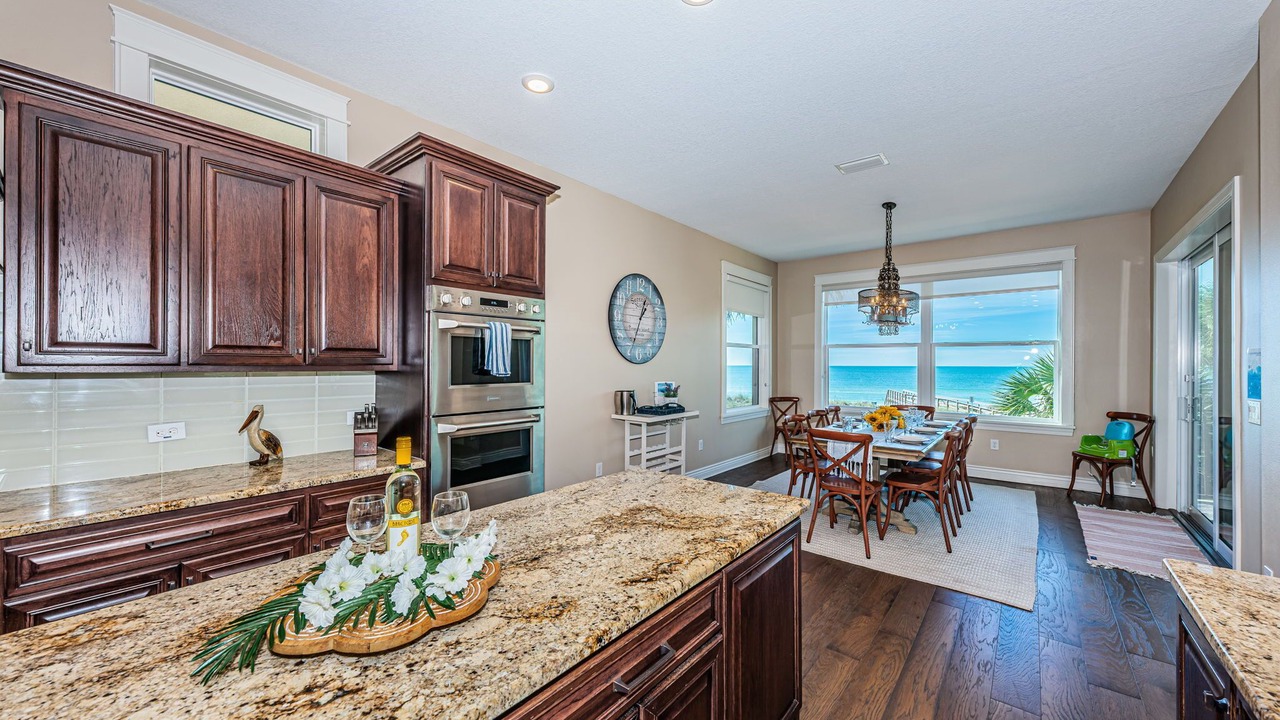 Photo of Kitchen in Treasure Island