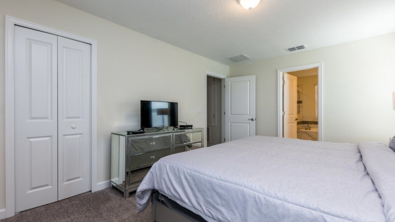 Photo of Bedroom in Davenport