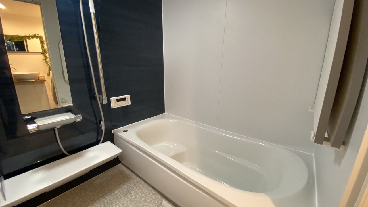 Photo of Bathroom in Chinatown